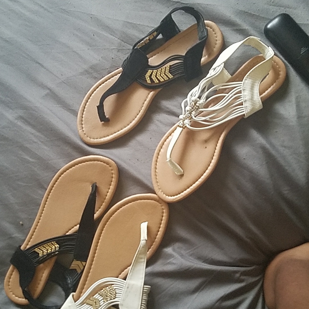 Sandals - Picture 4 of 5